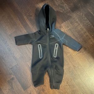 Baby Nike Sportswear Tech Fleece Hooded Coverall